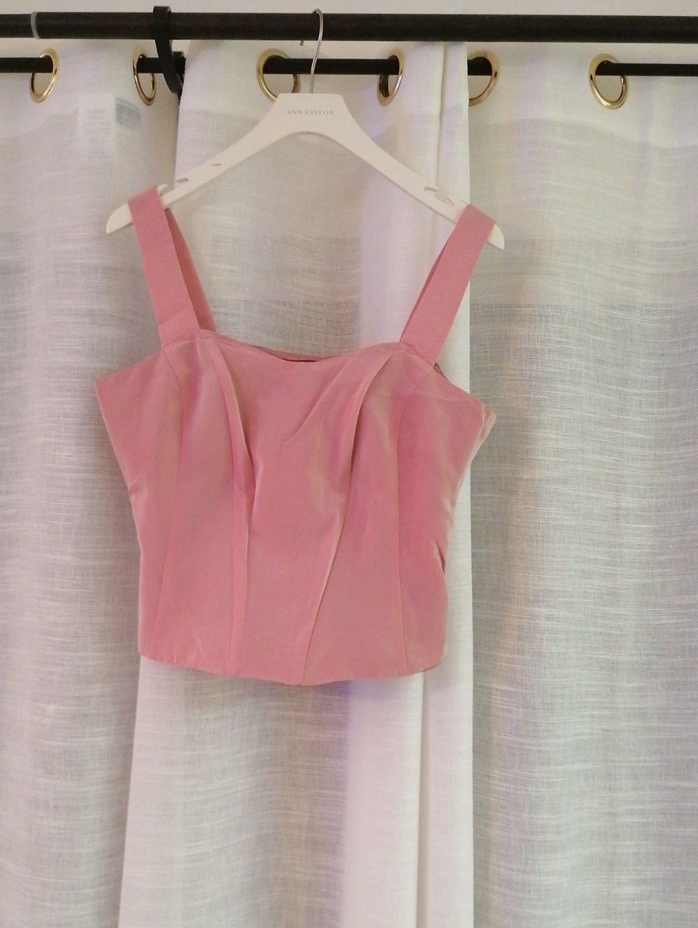 Pink Structured Top w/ covered buttons matching skirt & shawl. Evening chic